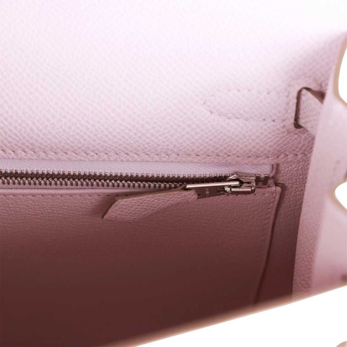 Mauve Pale Epsom Leather Handbag with Palladium Hardware G951