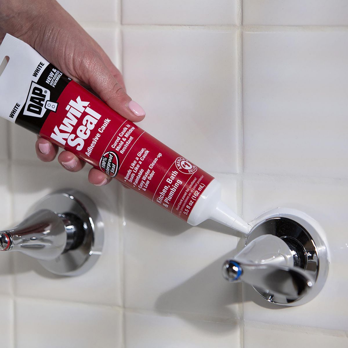 5.5 oz Tub and Tile Adhesive Caulk P4171
