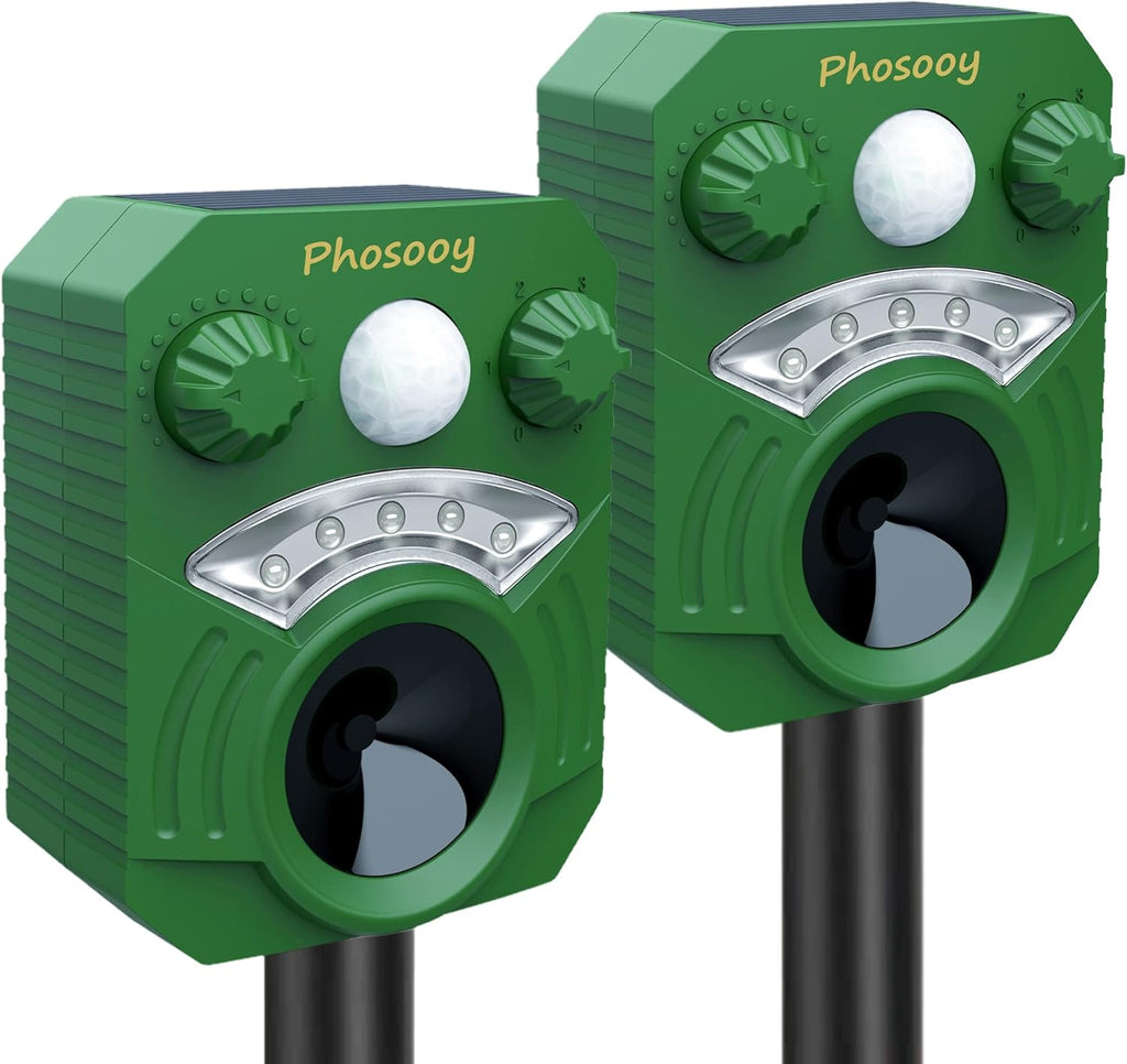 Waterproof Solar Ultrasonic Animal Repeller with Motion Activated LED Flashing Lights B991179
