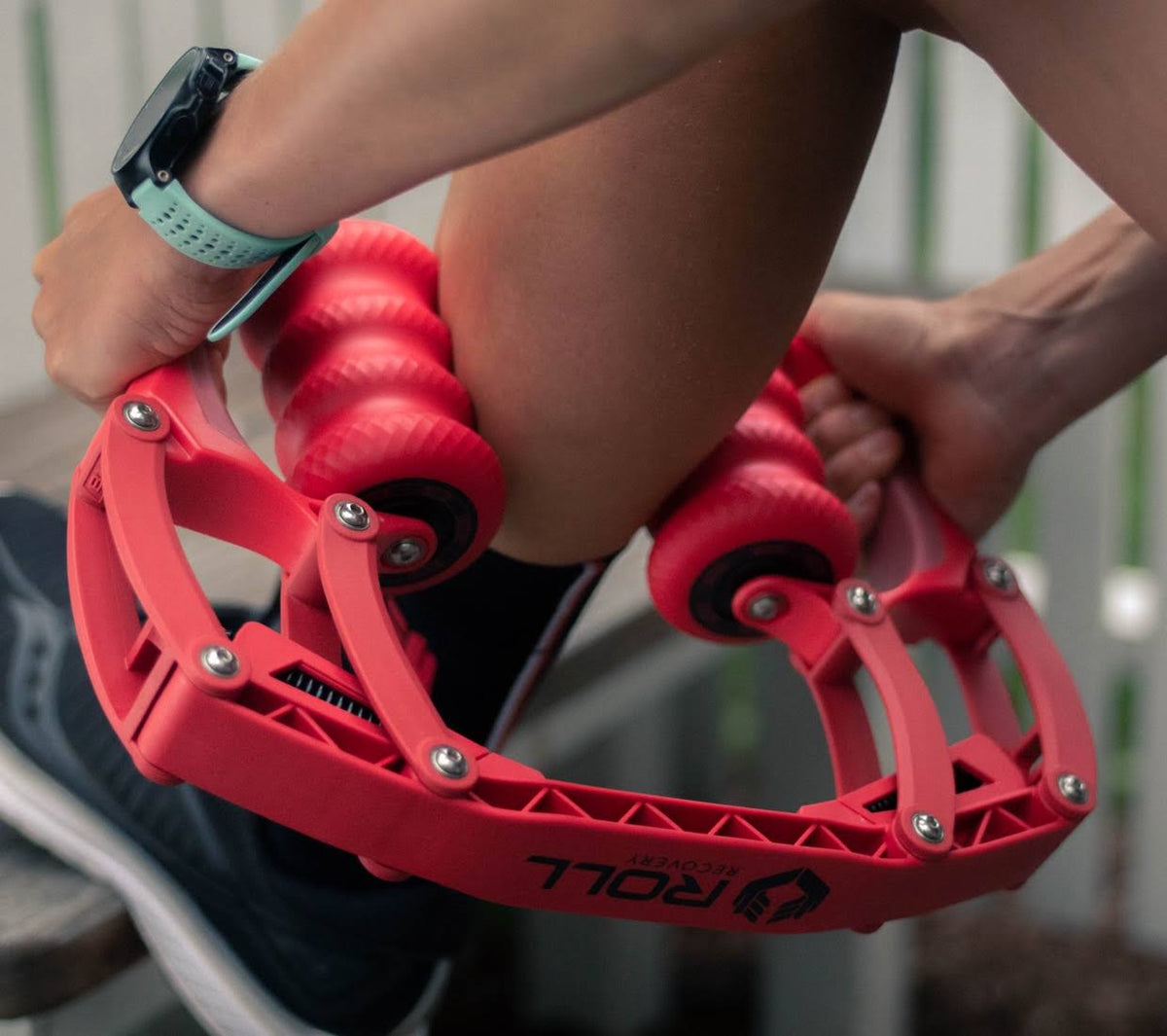 R8 Massage Roller Lava Red Y60493