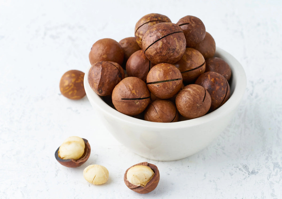 Macadamia Nut Pieces, 2 Pounds C384073