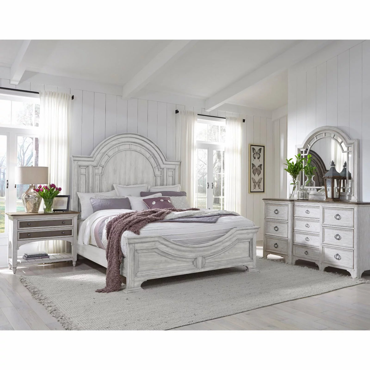 Queen Wood Panel Bed Q5225