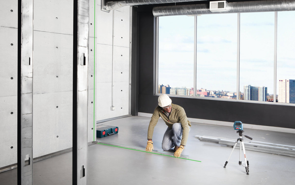 Green-Beam Self-Leveling Cross-Line Laser Y284
